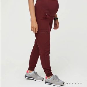 Figs brand, maternity scrub bottoms